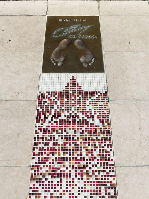 的内线强攻 的内线强攻